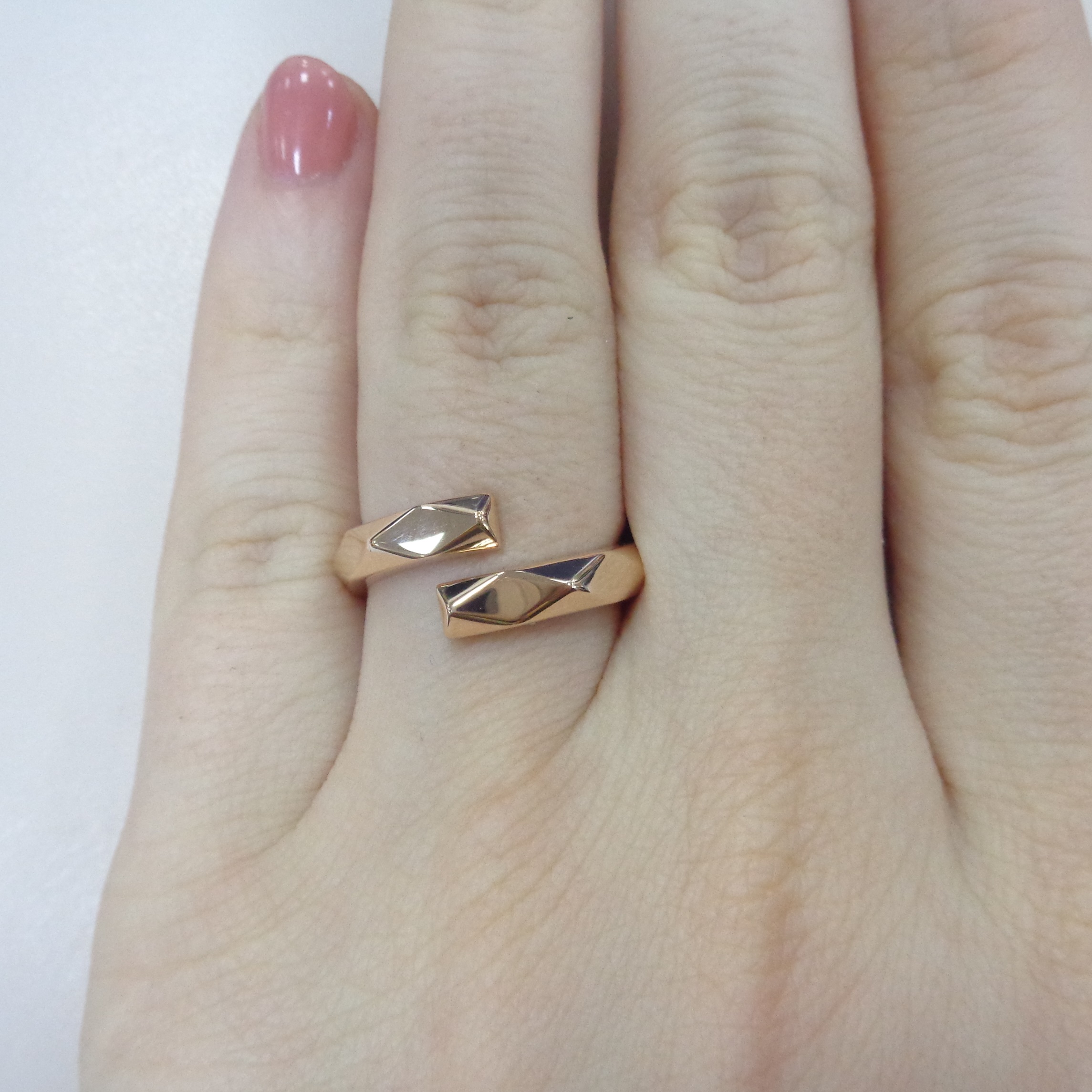 10319-000618 Кольцо (Au 585)